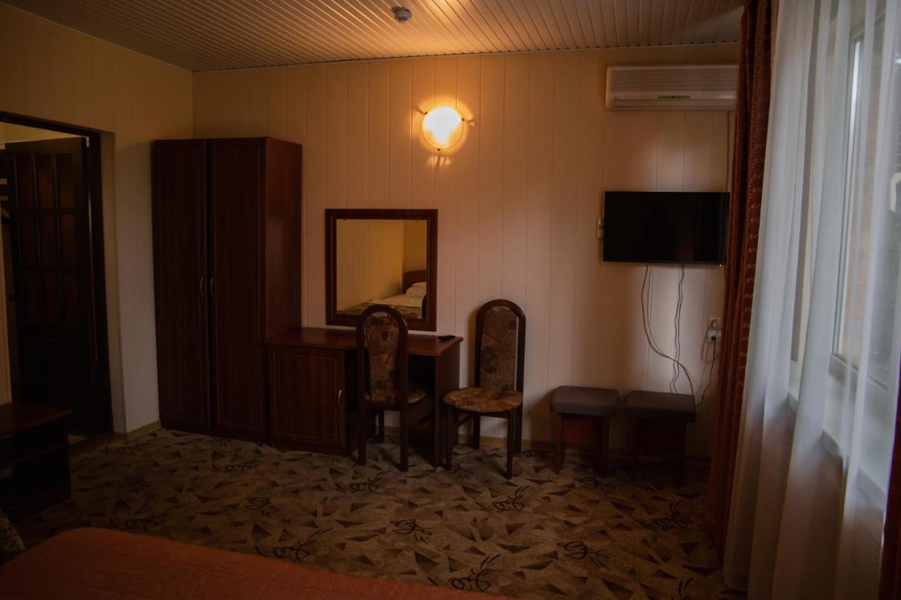 Motel Evrazia-Aksay Buitenkant foto